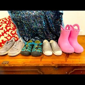 Preschool Girls size 9 lot: Crocs, Keen, Native,UA